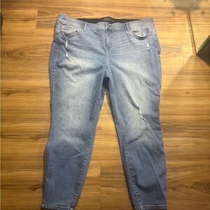 Torrid Light Blue Skinny Jeans light wash and high-rise